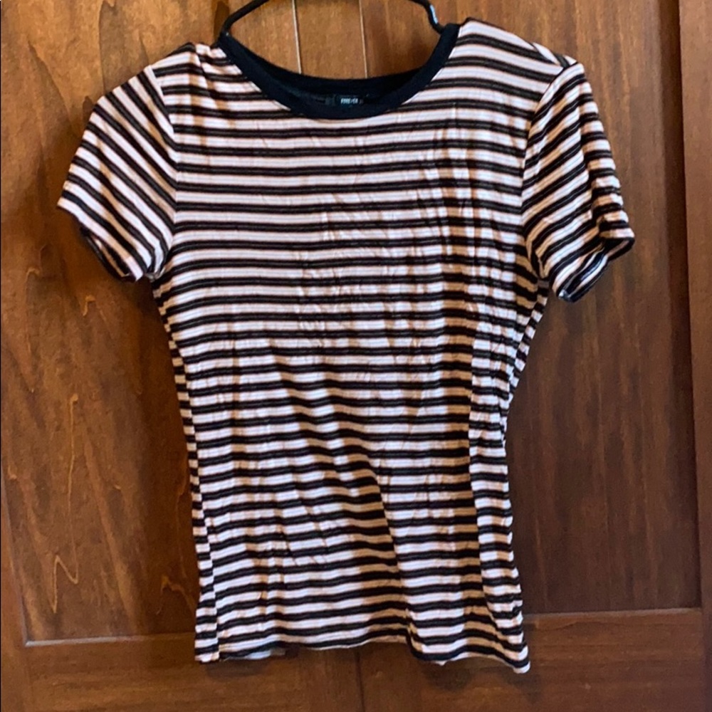 Very striped tight fitted T-shirt